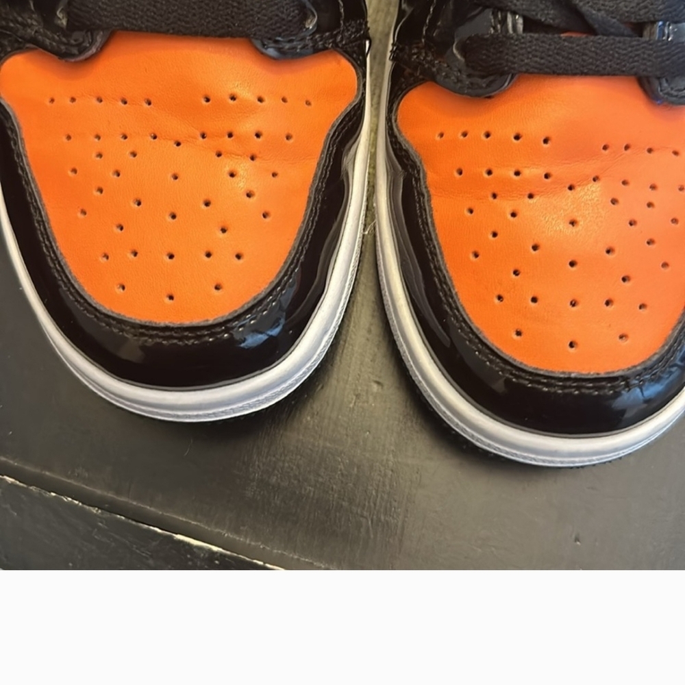Colorful High-Top Jordan Mid Sneakers - Picture 4 of 5